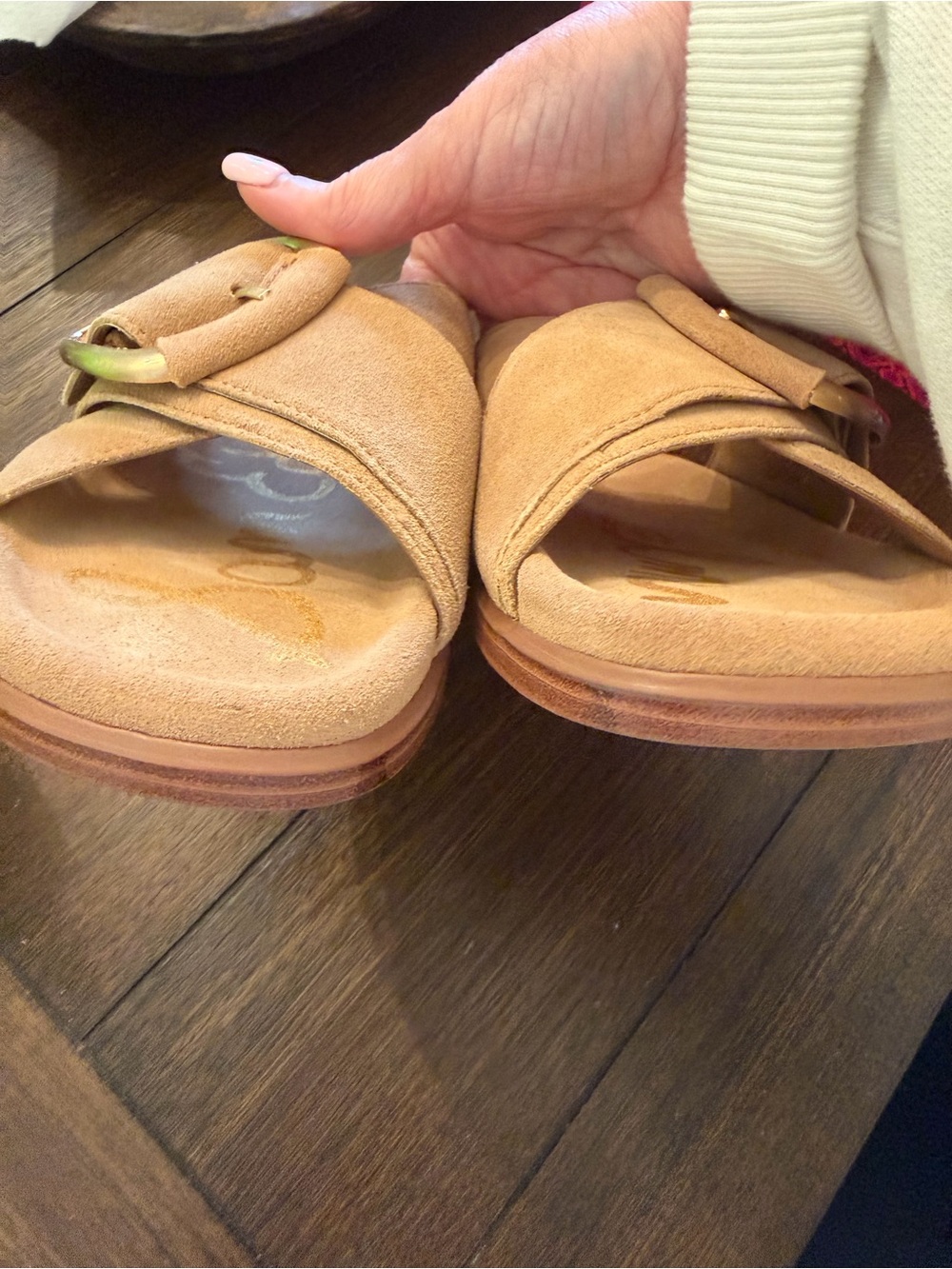 NIB Sam Edelman Darla Tan Suede Slide Sandals with Gold Buckle SZ 8.5 - Picture 7 of 9